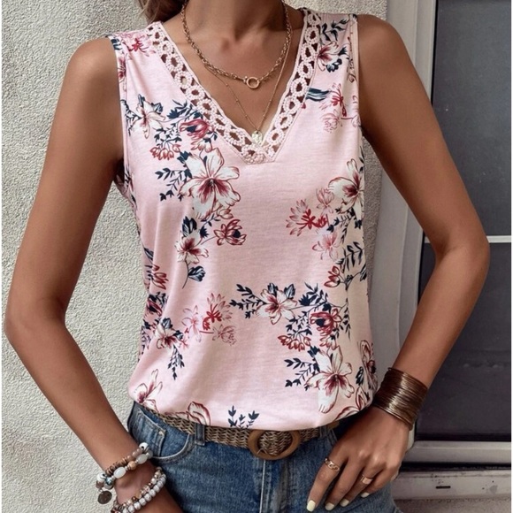Delilah | Women’s Round Neck Tank Top with Decorative Buttons main image 1